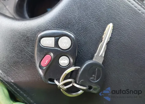 2004 Pontiac Grand Prix Gt2 from USA, damaged, VIN 2G2WS522041143934